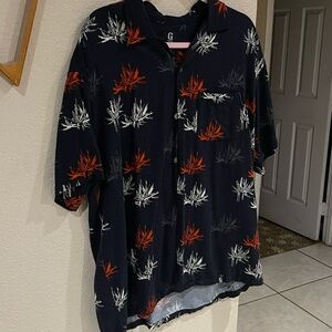 Men’s Guess Navy Short-Sleeve Button-Down Shirt with Red & White Bamboo Print